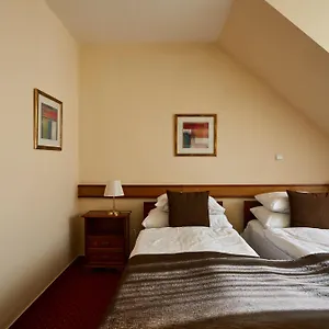 https://fleur-de-lis-hotel.praguehotelsweb.com